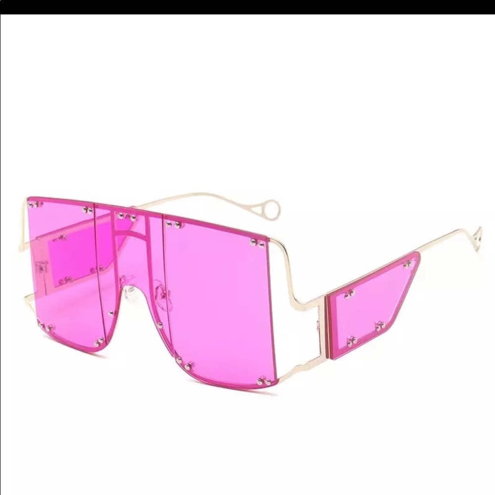 Trendy Oversized Sunglasses